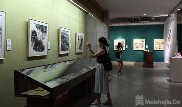 广州革命文物国画展在高剑父纪念馆开幕