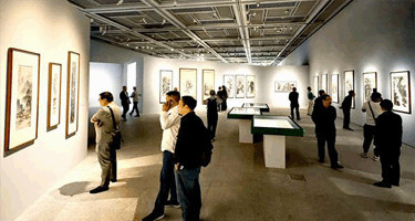 湖南博物院举办“恶墨点华章”莫立唐艺术展